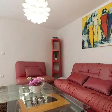 One-bedroom In 아파트 *